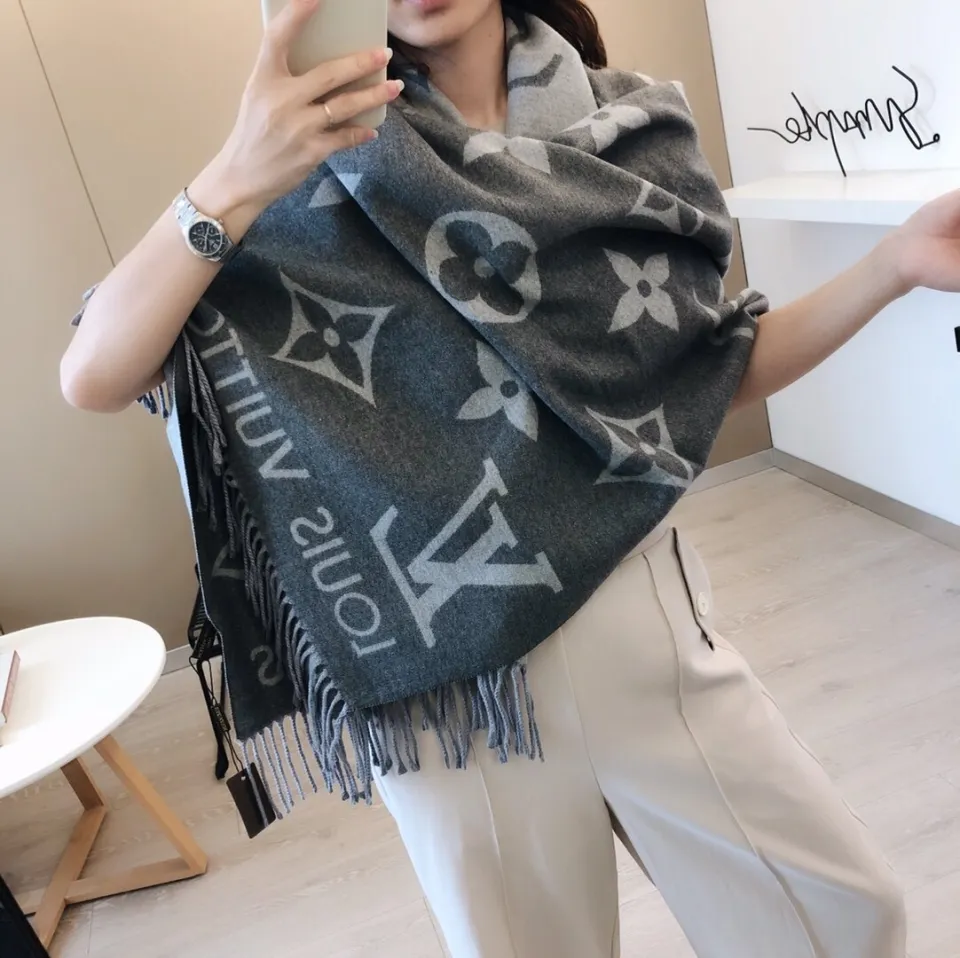 Louis Vuitton Wool Scarves & Wraps for Women for sale