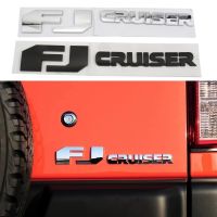 Logo Huruf สำหรับ Toyota FJ Cruiser สติกเกอร์ด้านข้างสัญลักษณ์ลำต้นด้านหลังป้ายประตูท้ายรถยนต์สีดำมันวาวตกแต่งสีเงิน