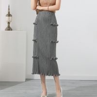 Miyake fold pack hip skirt 2022 summer new female leisure joker stretch big yards in the elastic waist of the dress