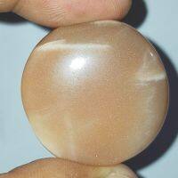 พลอย ซันสโตน ธรรมชาติ แท้ ( Natural Sunstone Feldspar ) หนัก 136 กะรัต