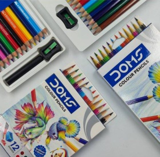 ดินสอสี-สีไม้-12-สี-สียาว-doms-coler-pencils-ฟรี-กบเหลา-จำนวน-1-กล่อง-ดินสอสีไม้