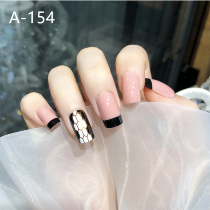 Với xu hướng nail ngày nay, móng tay giả 3D đã trở thành một phần không thể thiếu trong bộ sưu tập làm đẹp của bạn. Những chiếc móng tay này sẽ làm bạn khác biệt và cuốn hút mọi ánh nhìn. Xem ngay hình ảnh liên quan để khám phá thêm về móng tay giả 3D nhé!