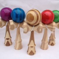 1 ชิ้นมืออาชีพไม้ไผ่ PU ทาสีไม้ Kendama ลูกเคล็ดลับยักษ์ Kendama กาต้มน้ำกลางแจ้งเกมลูกบอลของเล่นของขวัญ