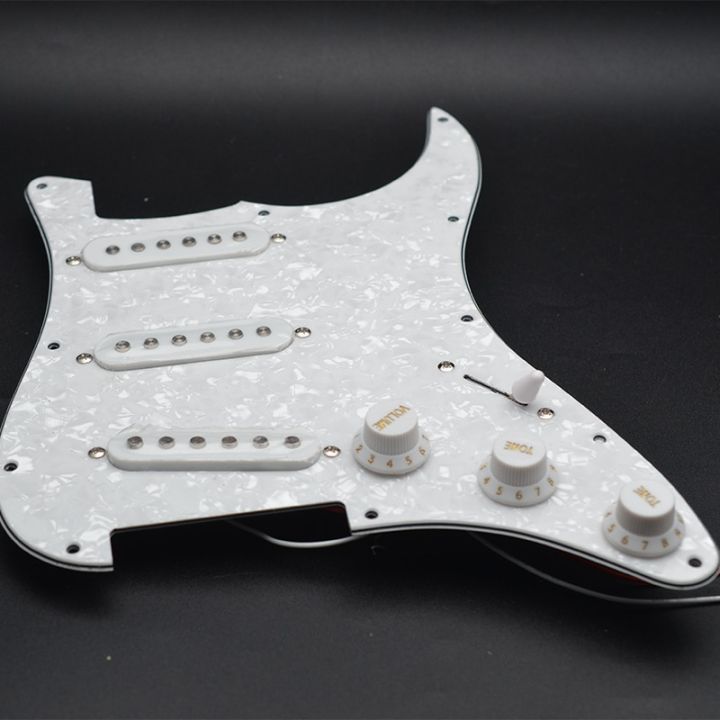 รถปิคอัพ-pickguard-กีตาร์ไฟฟ้าคอยล์เดี่ยวโหลดไว้ล่วงหน้า11หลุมกีตาร์อุปกรณ์สีขาวมุกแดง-ขาว