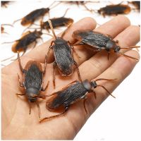 【YF】▤  10pcs Fake Roaches Scary Insects Plastic Bugs Cockroach for Tricking Kids Playing