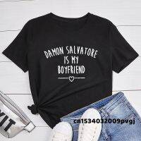 [Hagoya Stationery Stor] Damon Salvatore เป็นแฟนของฉันเสื้อยืดผู้หญิงผู้ชายแวมไพร์ไดอารี่เสื้อยืดตลก T Umblr ท็อปส์ประเดิม U Nisex เสื้อยืดสำหรับวัยรุ่น