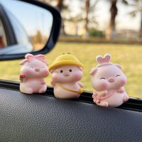 Original High-end Creative car ornaments cute male and female personality pig car decoration year of the pig car interior decoration supplies ornaments