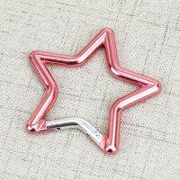 5pcs 6.6cm Climbing Five-Pointed Star Heteromorphism Mountaineering Men Women(Random Color)