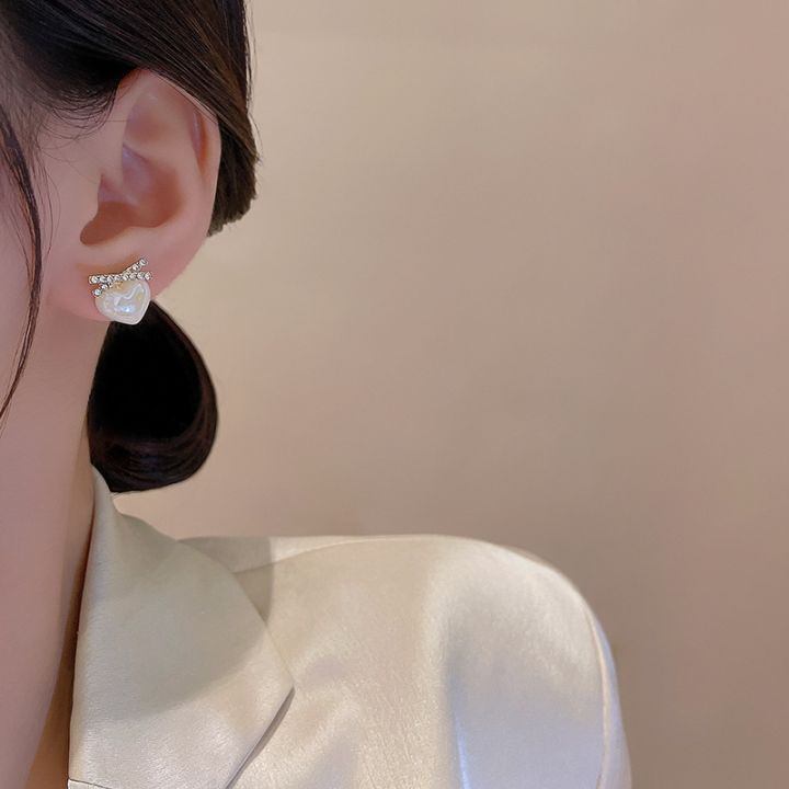 cod-south-korea-dongdaemun-earrings-net-wholesale