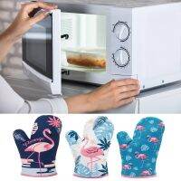 1PC New Flamingo Printed Oven Mitts Cotton Glove Microwave Oven Hot Baking Insulated Mitten Designed for Light Duty Use