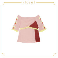 Kloset Off-Shoulder Color Blocking Top (SH18-T009)เสื้อผ้าผู้หญิง เสื้อผ้าแฟชั่น เสื้อแฟชั่น เสื้อปาดไหล่