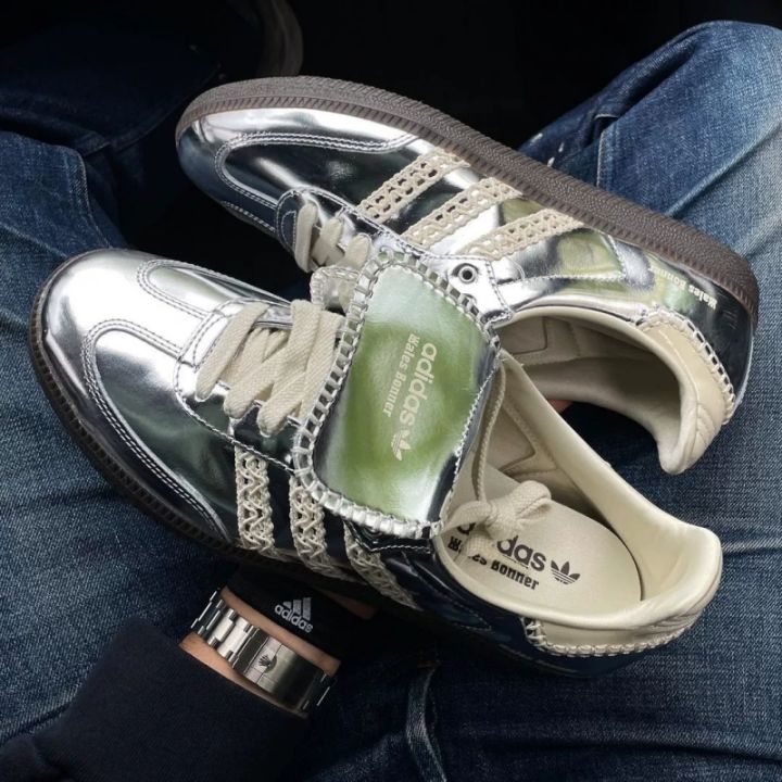 original-wales-bonner-x-adidas-รองเท้าผ้าใบผู้ชายและผู้หญิง-samba-liquid-silver-ig818-รองเท้ากีฬาผู้หญิง