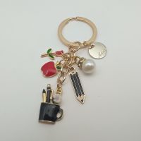 【DT】Enamel pen holder apple keychain pearl keychain key ring student keychain teachers day gift handmade jewelry hot