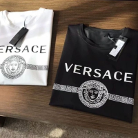 แวร์ซาเช่เสื้อยืดลายเมดูซ่าของแท้สำหรับผู้หญิง N แฟชั่นเสื้อสำหรับทั้งหญิงและชายทรงหลวมแขนสั้น