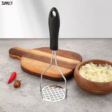 3 Interchangeable Discs Potato Ricer, Manual Masher for Potatoes, Fruits -  China Potato Masher and Potato Ricers price