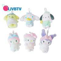 IJVBTV น่ารักน่ารักๆ มาพร้อมกับของเล่น วาเลนไทน์วันวาเลนไทน์ Plushie เอาใจของเล่น เครื่องประดับแพ็คหลัง ของเล่นยัดไส้ ของตกแต่งบ้าน ของเล่นตุ๊กตาผ้า พวงกุญแจผ้าพลัฌ พวงกุญแจตุ๊กตาคูโรมิ พวงกุญแจตุ๊กตา Cinnamoroll ตุ๊กตาเพลง My Melody จี้ห้อยกระเป๋า