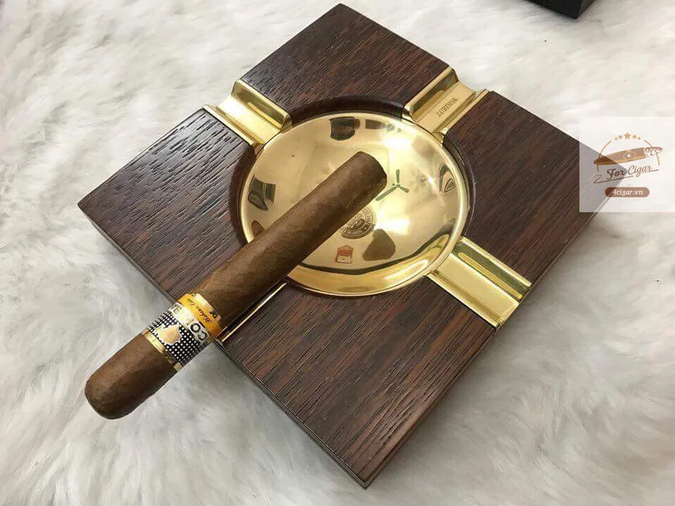 gạt tàn cigar