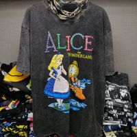 เสื้อยืดแฟชั่นวิบวับ เสื้อปักมือทำเอง เสื้อลายการ์ตูน Alice in wonderland อก44" ยาว27" ไม่ซ้ำใครแน่นอน