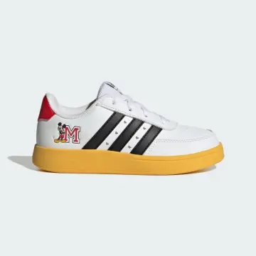 Sepatu adidas clearance universal