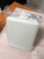 กระป๋องพักน้ำ Coolant ทรงเหลี่ยม สำหรับรถยนต์ทั่วไป พร้อมชุดติดตั้ง (สายยาง เหล็กยึด น็อต) ขนาดโดยประมาณ 7x15x19 cm. ติดตั้งง่าย เกรดอย่างดี