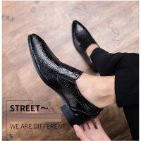 Prelesty ผู้ชายที่มีคุณภาพสูงรูปแบบหนังจระเข้ Comfortable Slip-On Flats Toe จุด