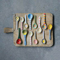 ช้อนกระเบื้องเพ้นท์ลาย / Hand-Painted Stoneware Spoon