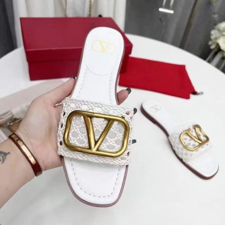 2023-new-british-fashion-vt-gold-buckle-flats-v-buckle-flip-flops-woven-slippers-womens-summer-outer