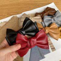 Retro PU Leather Hair Bows Clips Handmade Ponytail Hairpin Korean Elegant Grips Fashion Bowknot Hair Barrette Hair Accessories Hair Accessories