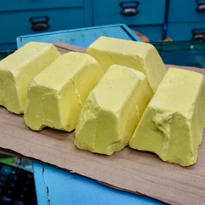 กำมะถันก้อน-1-กิโลกรัม-เกรด-a-sulfur-cube-1-kg-กำมะถัน-ไล่สัตว์เลื้อยคลาน-งู-ตะขาบ-กำมะถันชนิดก้อน-li-hu-ng-ซัลเฟอร์