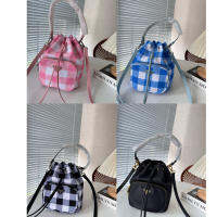 womens handbag pradaˉbucket bag is very practical: waterproof, wear-resistant, and lightweight