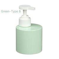 [ปังมาก]  ✧LY-HOME✧ PROTABLE SOAP DISPENSER BOTTLE EMPTY LIQUID SEPARATING TRAVEL BOTTLES REFILLABLE BOTTLES TRAVEL ACCESSORIES 200ML PETG CLEANSER CONTAINER/MULTICOLOR