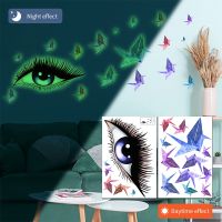 ┅✁ Glow In The Dark Wall Stickers Woman With Butterfly Eyes Bedroom Childrens Room Fluorescent Home Decor DIY Luminous Stickers