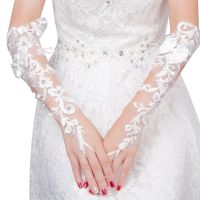 ▬ Wedding Bride Embroidery Floral Lace Fingerless Gloves Luxury Glitter for rhinestone Satin Bowknot Decor Sunscreen Mitte