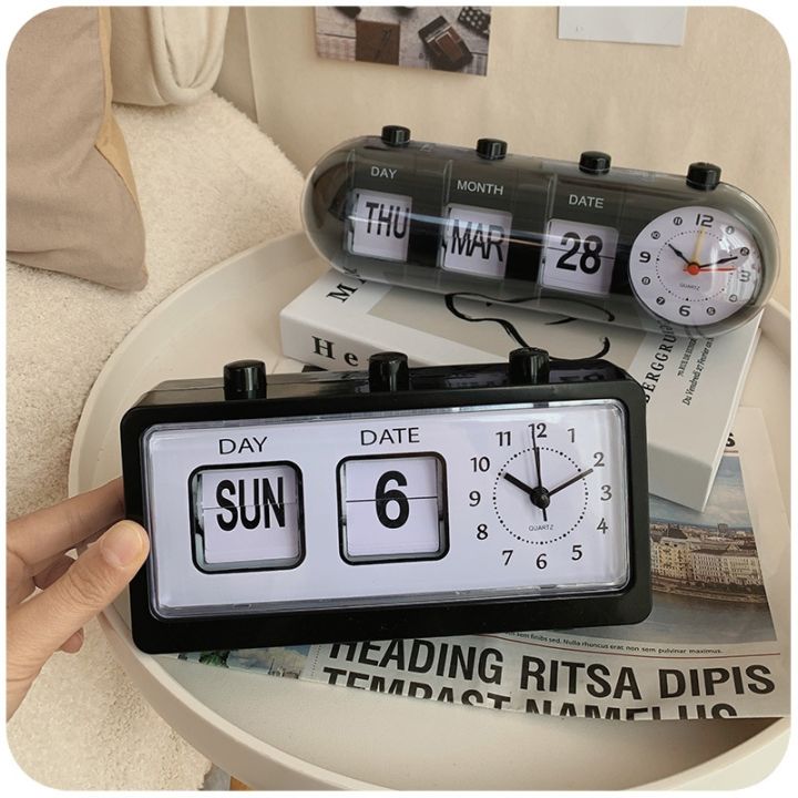 Creative Vintage Flip Clock Mechanical Alarm Clock Desktop Digital ...