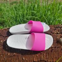 Crocs Slide #SizeM4---M7#New in Slipper# รองเท้าแตะสวม รองเท้าผู้หญิ่ง รองเท้าเบา นิ่ม รองเท้าสวย ใส่สบาย รองเท้าใช้ดี รองเท้าทันสมัย