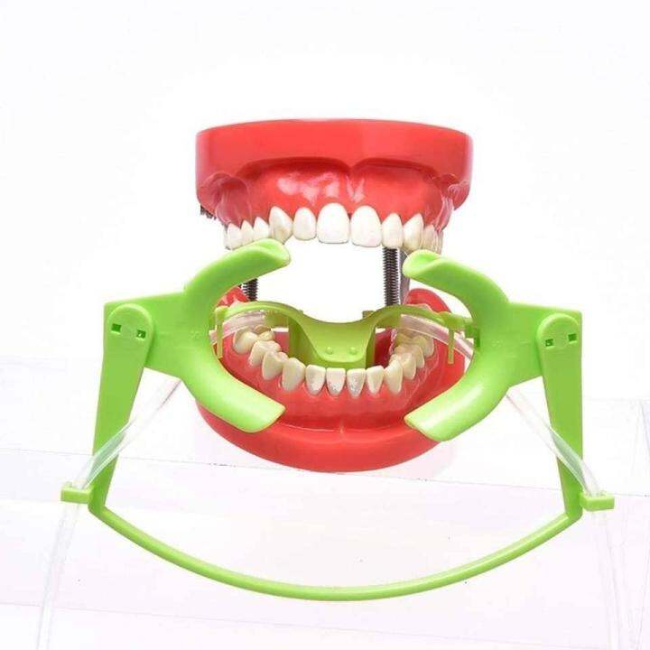 Dental Orthodontic Use Tongue Guard Cheek Retractor with Dry Field