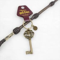 【Ready stock】☄♀✇ Harry Potter Peripherals American Universal Edition Gringotts Key Vault Metal Keychain Pendant