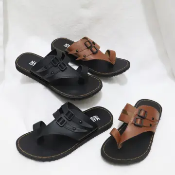 17 Best Slides for Men in 2023: Stylish Sandals From Adidas, Gucci, and  Nike | GQ