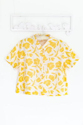 Narinari : NT2425 Hibiscus Linen Shirt – Off-White