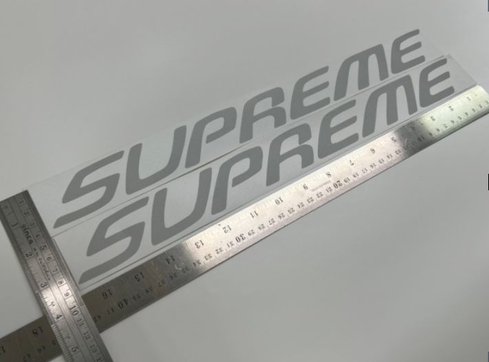 สติ๊กเกอร์แบบดั้งเดิม-คำว่า-supreme-ติดแก้มท้ายรถ-isuzu-supreme-sticker-ติดรถ-แต่งรถ-อีซูซุ-สุพรีม-งานตัดคอม-สวย-งานดี-หายาก-ติดแก้มท้ายรถ-ติดแก้มรถ