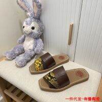 2023 Multi color patchwork western-style letter flat bottomed chIoeˉouter slippers, small group woven fabric sandals