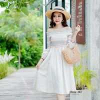 Dress เดรสเปิดไหล่ลายริ้ว แต่งด้วยสีสม้อกที่อก SK0230