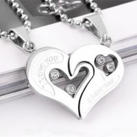 JDY6H Fashion Couple Two Color Stainless Steel Heart Necklace Engagement Necklace for Women Stainless Steel Jewelry Halloween Gift