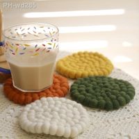 【CC】 Round Wool Felt Coasters Placemats Potholders Gifts and Souvenirs Display Shooting Props