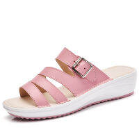 BATA COMFIT รองเทาเเตะลำลอง SLIP ON แบบสวม สูง 1.5 นิ้ว สีขาว รหัส 6618838 Ladiescomfort