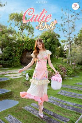 Cute Doll Dress เดรสยาวสีชมพูพิมพ์ลายดอกไม้ เเต่งลูกไม้ช่วงกระโปรงน่ารักมากกกชุดนี้ต้องมีจ้าา