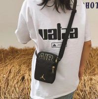 Jordanคุณภาพสูงกระเป๋าสะพายลำลองผู้ชายและผู้หญิง Messenger Bag