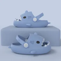 【Ready】? Shark childrens slippers cartoon cute hole shoes baby going out girls sandals and slippers non-slip soft bottom comfortable mens shoes