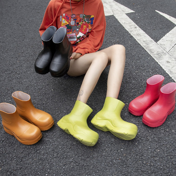 lal-รองเท้าบูตกันฝนข้อต่ำผู้หญิง-รองเท้าบูตลุยน้ำแฟชั่นส้นเตี้ยตาข่ายกันลื่นพื้นหนารองเท้าบูทกันฝน-รองเท้าบูทกันฝนแฟชั่นสีทึบ-รองเท้ากันฝนกันน้ำ-รองเท้าบูทกันฝนคุณภาพสูง-ทนทานต่อการสึกหรอ