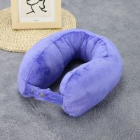 หมอนรองคอ หมอน Neck pillow เเบบยาวปรับได้ มีกระดุมเพื่อติด ผ้าเนื้อดี ใยสังเคราะห์คุณภาพดีเกรดA มีหลายเเบบ โรงงานผลิตเองมาตรฐานดี